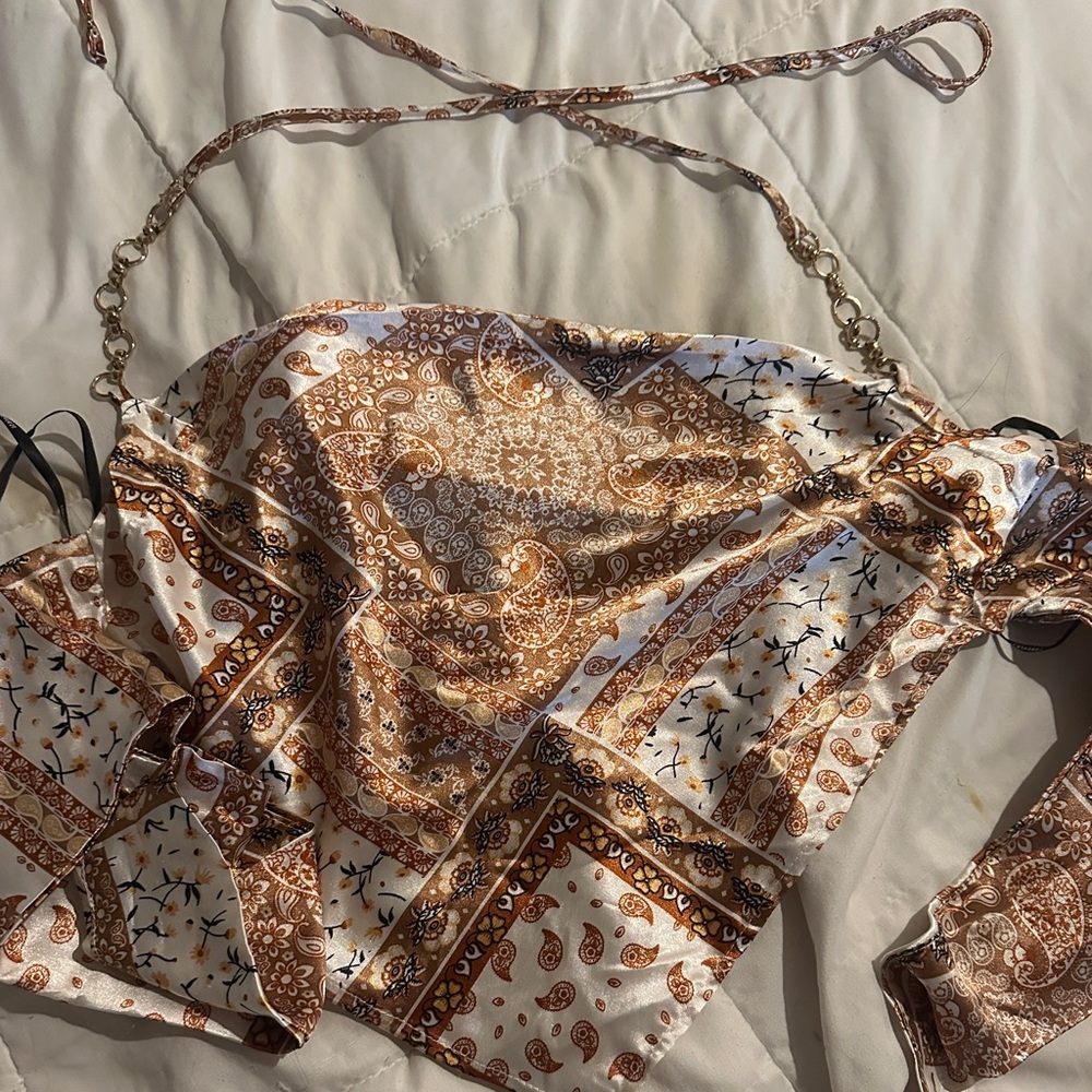 tie neck and back paisley print